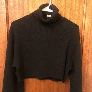NWT H&M black cropped turtleneck sweater XS